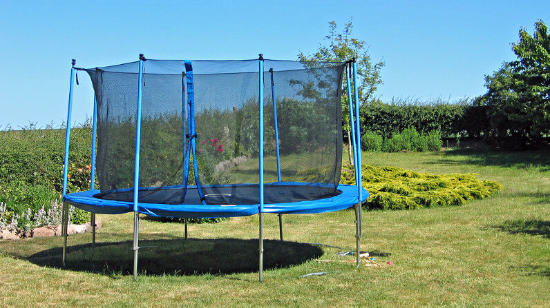 Trampolin mit Netz für den Garten
